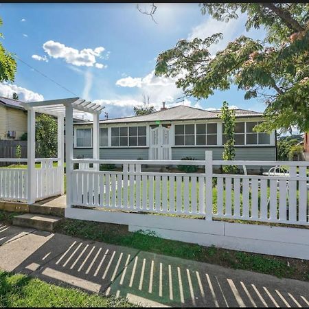 "Donnelly House" Villa Tenterfield Exterior photo